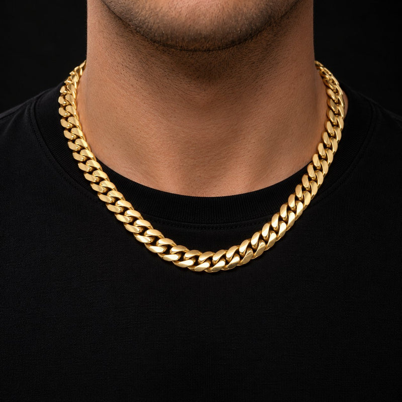 Cadena cubana de oro de 10 mm puesta sobre el cuello, DP&C Joyas