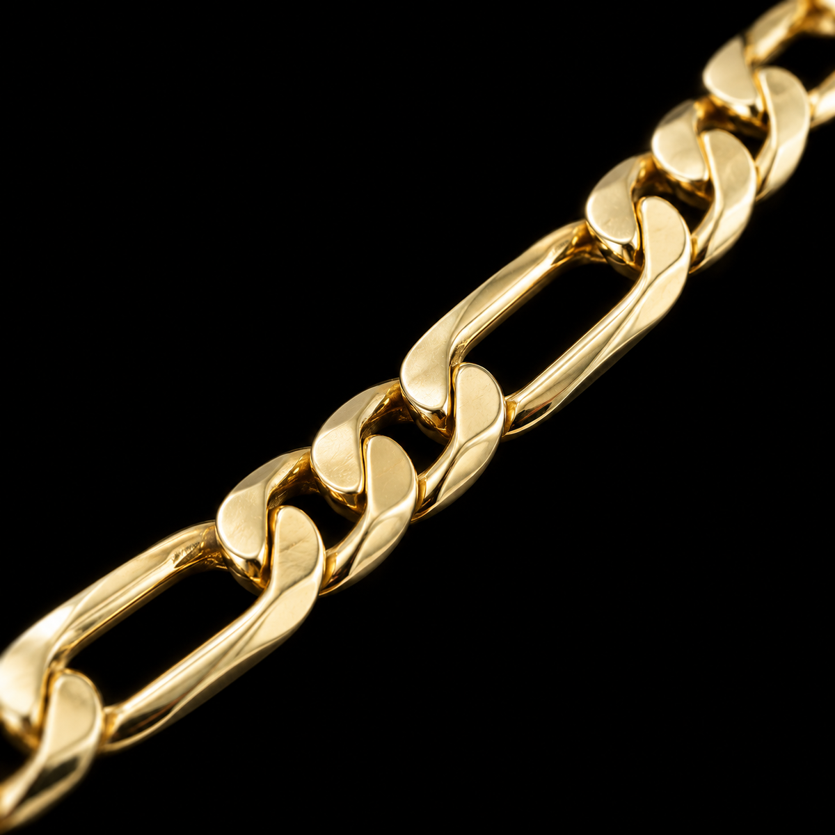 Detalle macro del tejido Cartier del pulso de oro de 7 mm, DP&C Joyas